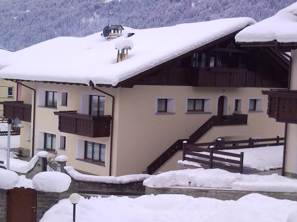 Chalet Alberti Бормио Екстериор снимка