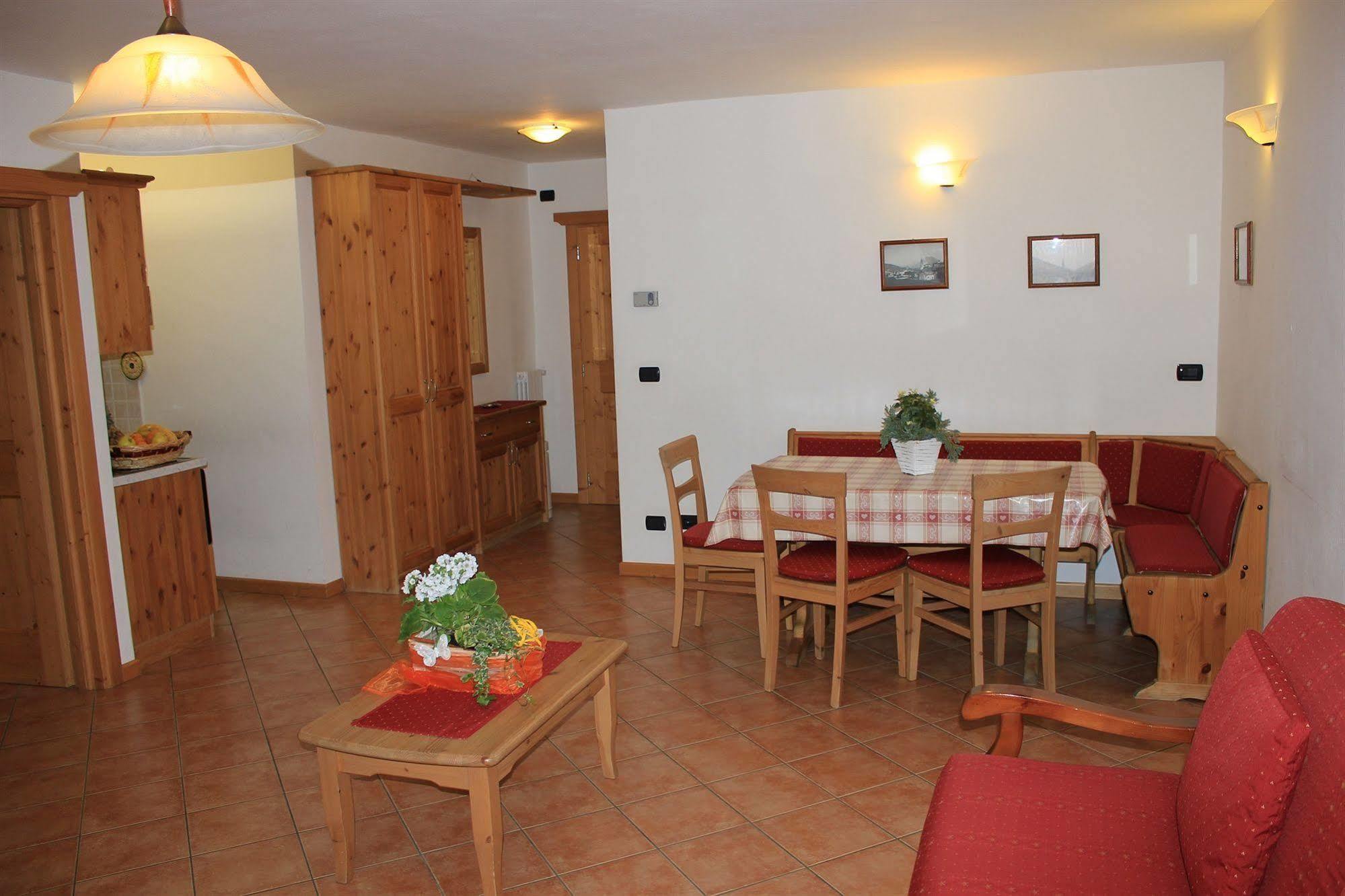 Chalet Alberti Бормио Екстериор снимка