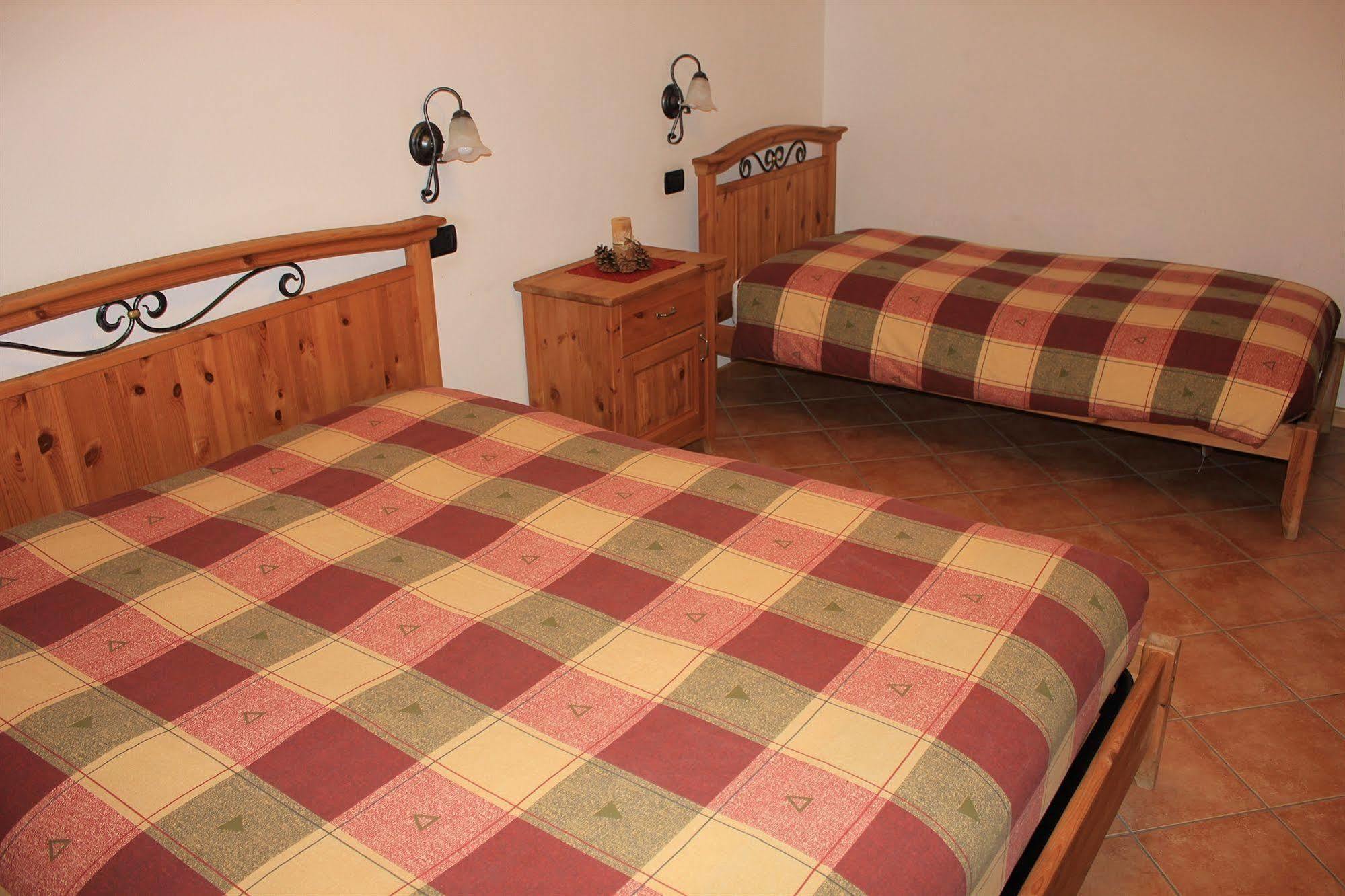 Chalet Alberti Бормио Екстериор снимка